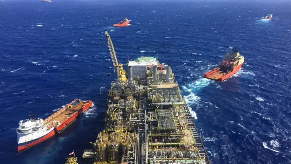 Alta do petróleo: Brasil sente menos impacto nos combustíveis