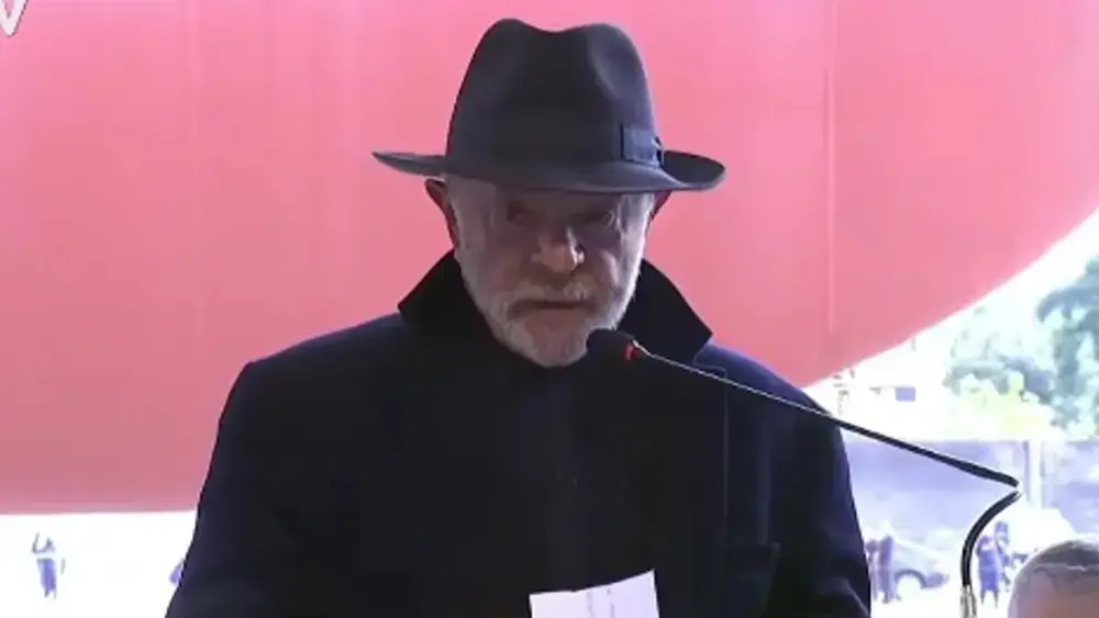 Band avalia mudar data de debate para Lula participar