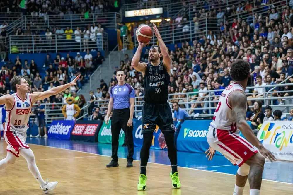 Brasília vence Franca e força jogo decisivo no NBB