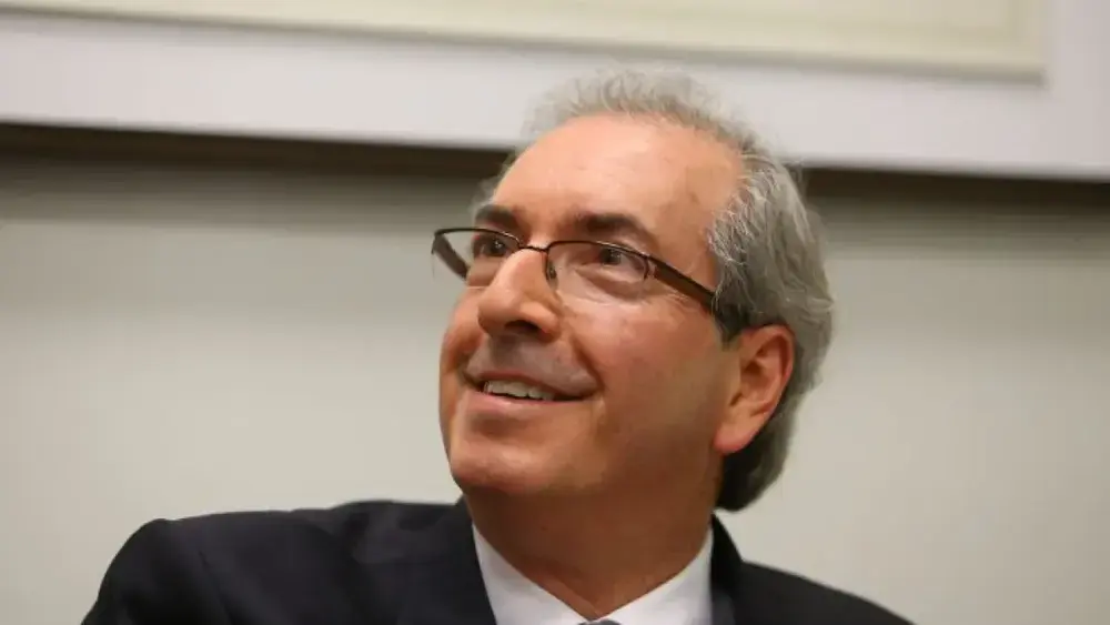 Defesa de Cunha nega irregularidades em emendas e fala em 'interlocução