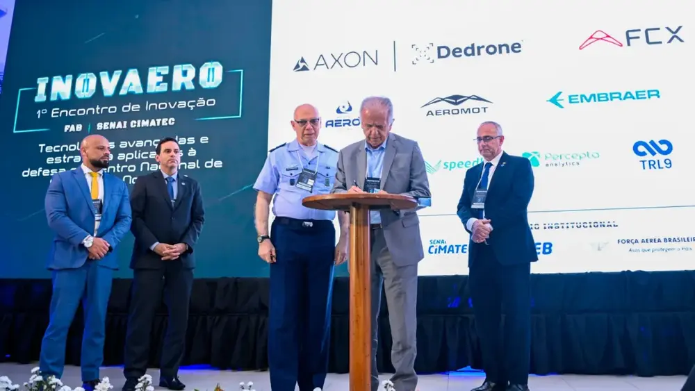 Defesa discute inovação aeroespacial na Bahia