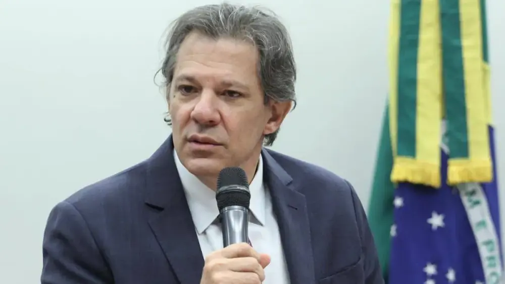 Haddad questionará gestão Tarcísio após PM seguir seu motorista