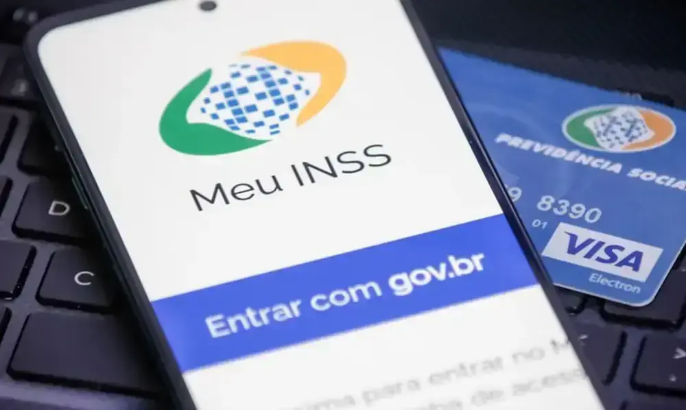 INSS alerta 4 milhões pelo WhatsApp sobre prova de vida