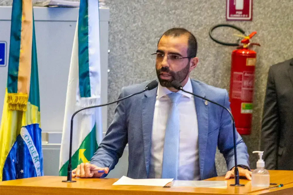 Manzoni lança candidatura a deputado federal com Bia Kicis e Michelle