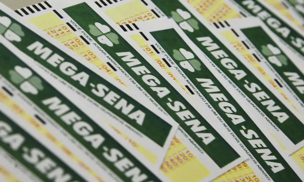 Mega-Sena acumula e prêmio salta para R$ 10 milhões