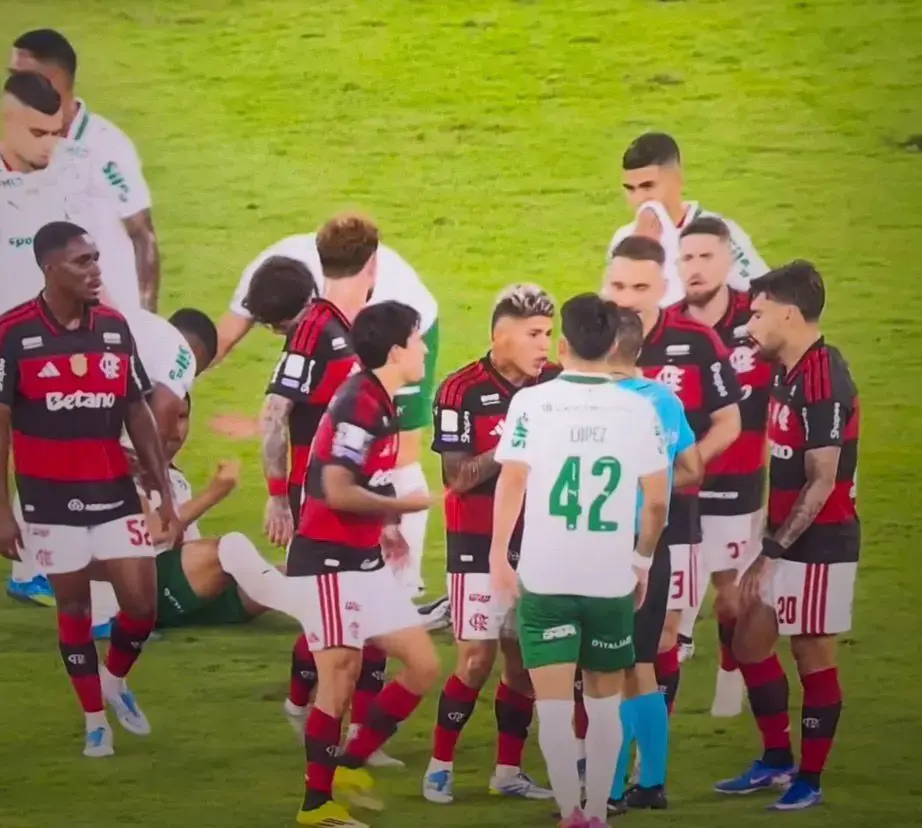 Palmeiras atropela Flamengo no Maracanã e abre 7 pontos no Brasileirão