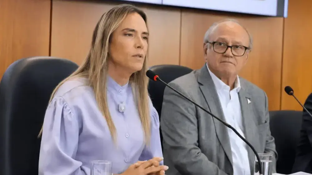 Secretário do DF cobra aval de bancos para salvar BRB: 'Há interesses ocultos
