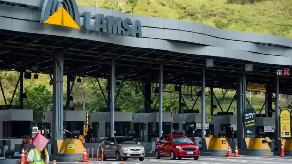 Tráfego em rodovias pedagiadas cai 1% em maio, aponta ABCR