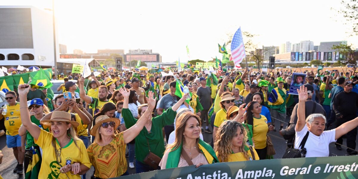 Presos do 8 de janeiro esperançosos com PL da dosimetria