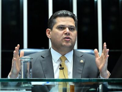 Empresários pedem adiamento da PEC 6x1, mas Alcolumbre evita compromisso