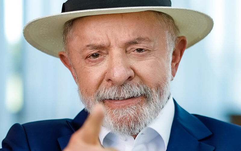 Esquerda fragmenta 1º de Maio e reforça embate após veto