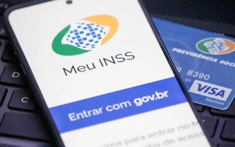 INSS alerta 4 milhões pelo WhatsApp sobre prova de vida