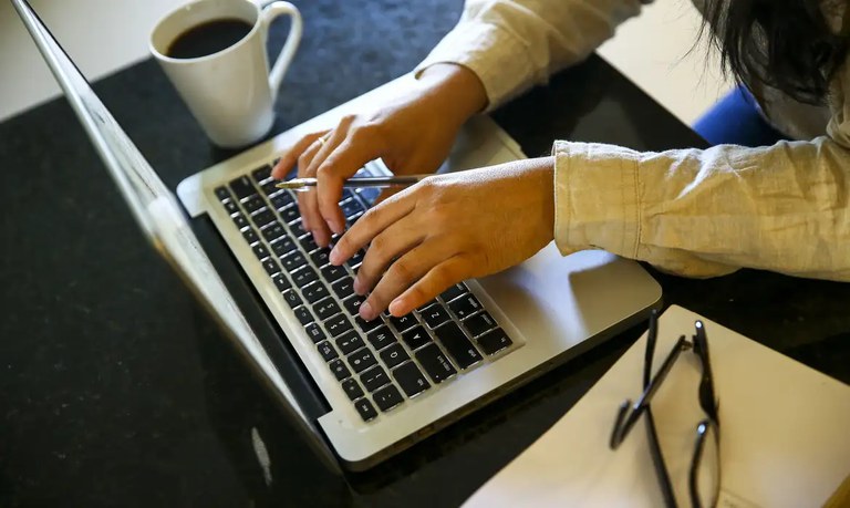 Regra sobre saúde mental no trabalho gera polêmica entre empresas