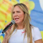 Celina Leão recebe alta e volta à agenda oficial