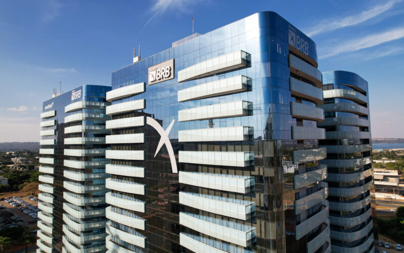 S&P rebaixa nota do BRB e cita riscos em plano de capitalização